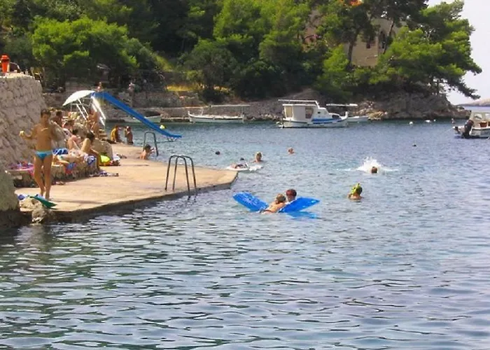 Jakov Grscica شقة