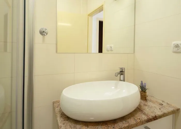 شقة Jakov Grscica